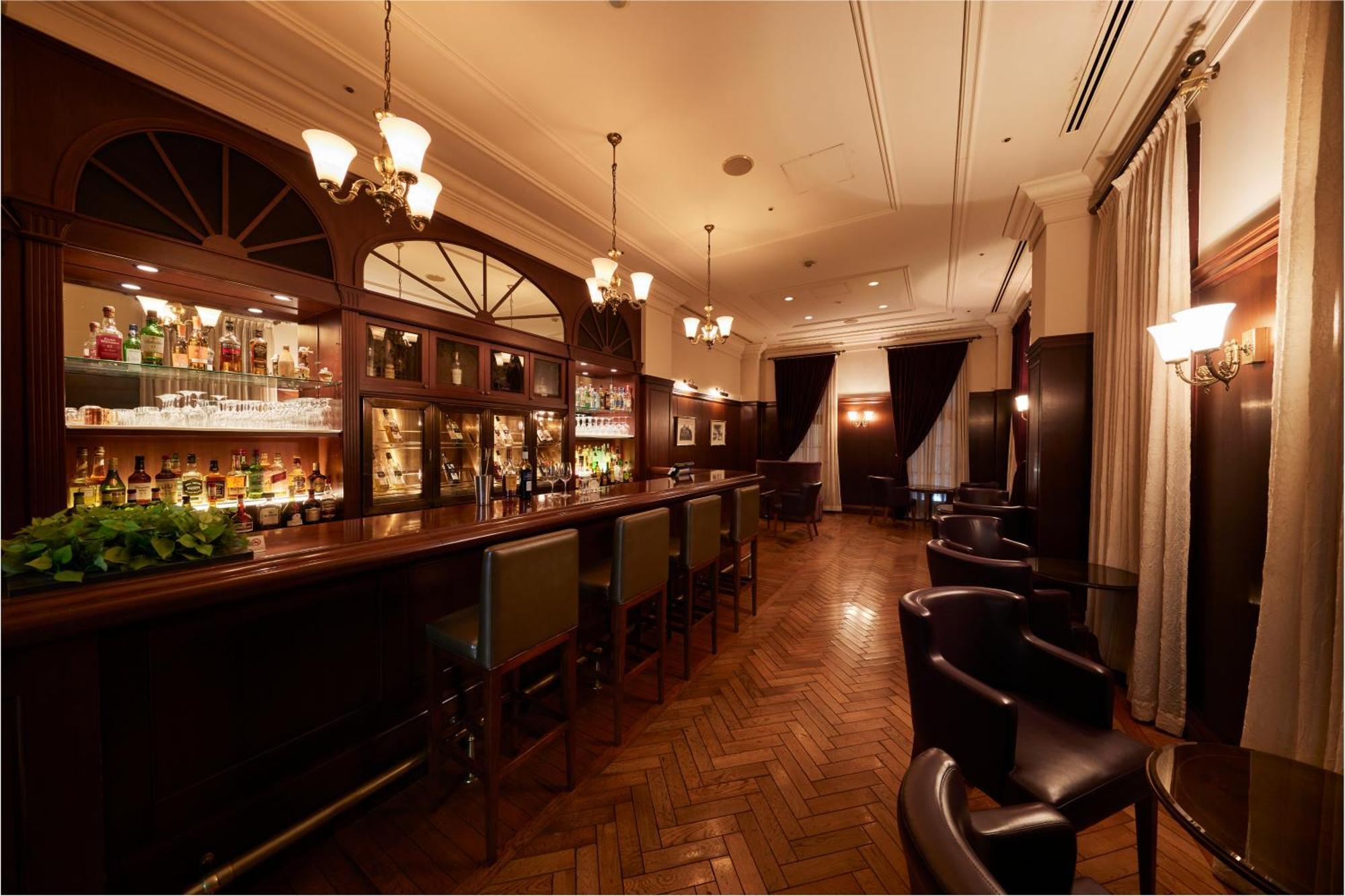 Hotel Den Haag Huis Ten Bosch Сасебо Екстериор снимка The bar at the New York Palace